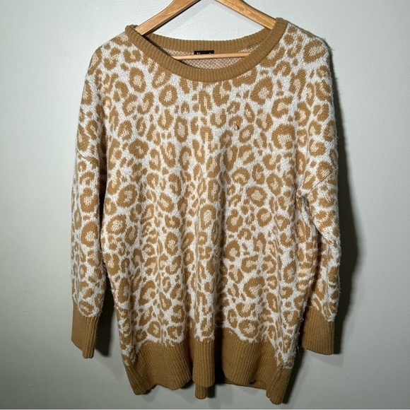 NWT torrid Drop Shoulder Sweater - Popcorn Leopard 1X - Picture 2 of 6
